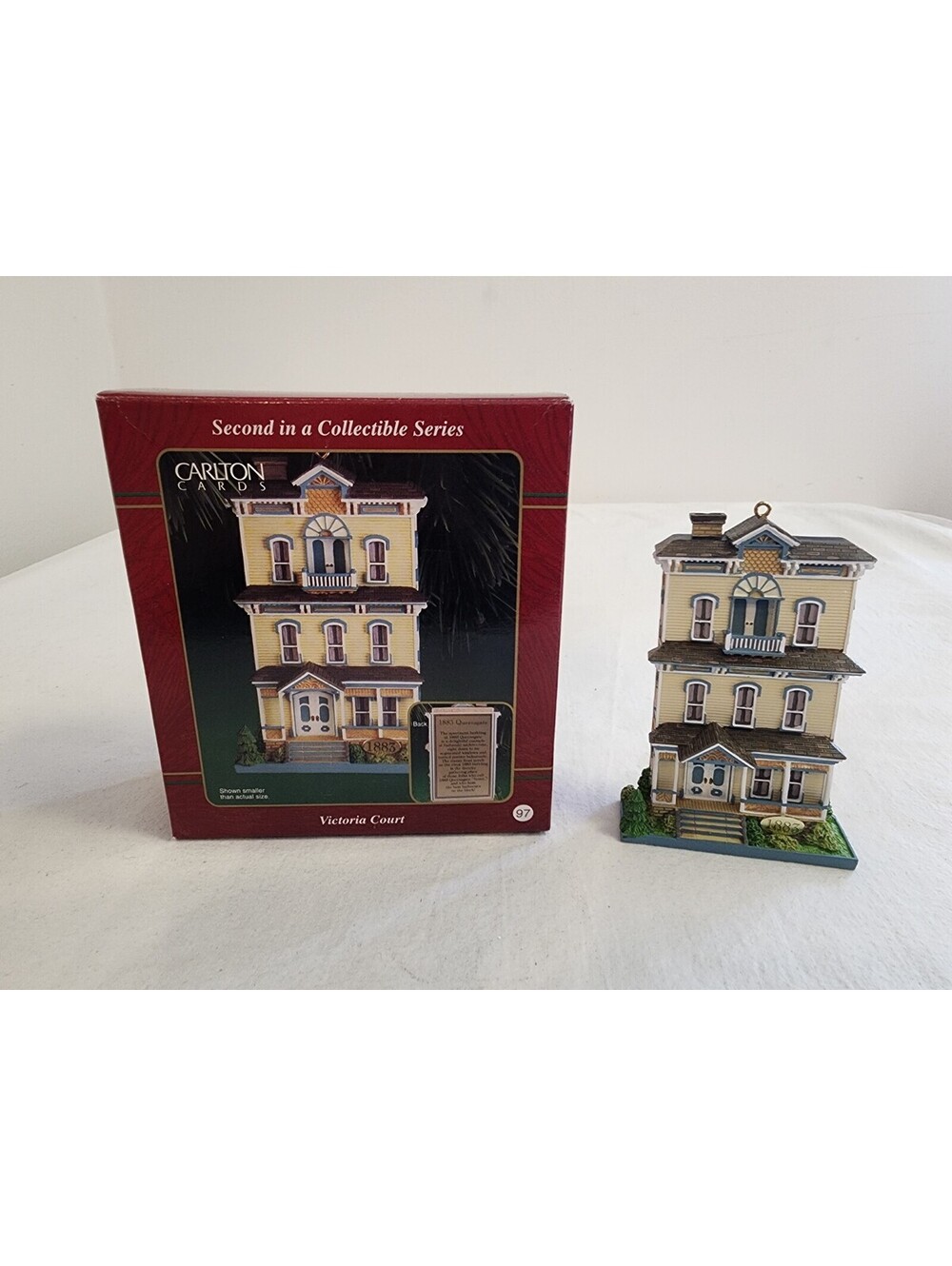 Victoria Court Carlton Cards Ornament 2000 1883 Queensgate